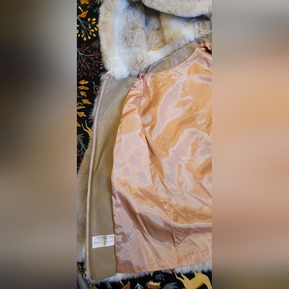 Vintage Sears Fashion White Faux Fur Women's Jacket❤️BEAUTIFUL!!!! Sz Sm/Med(16) - Picture 14 of 16